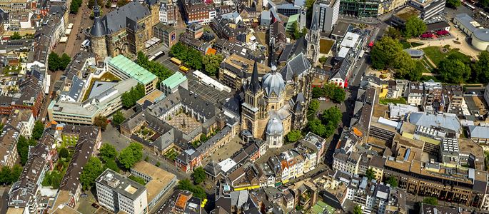 Mittelalterliche Klostermauern und Skelette in Aachen entdeckt