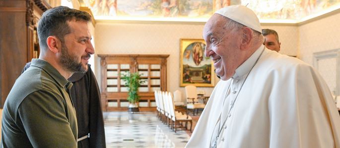 Wolodymyr Selenskyj zu Besuch bei Papst Franziskus