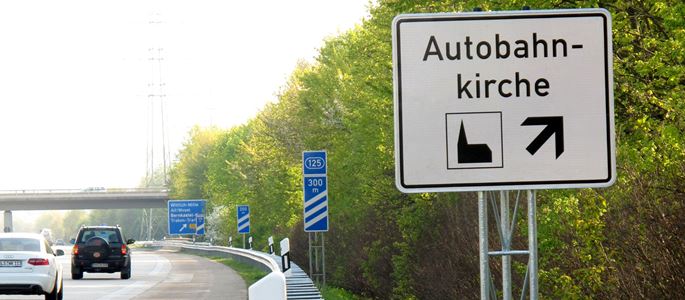 Darum gibt es Autobahnkirchen nur in Deutschland