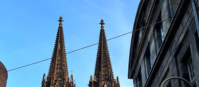 Urteil in Schmerzensgeldprozess gegen Erzbistum Köln vertagt